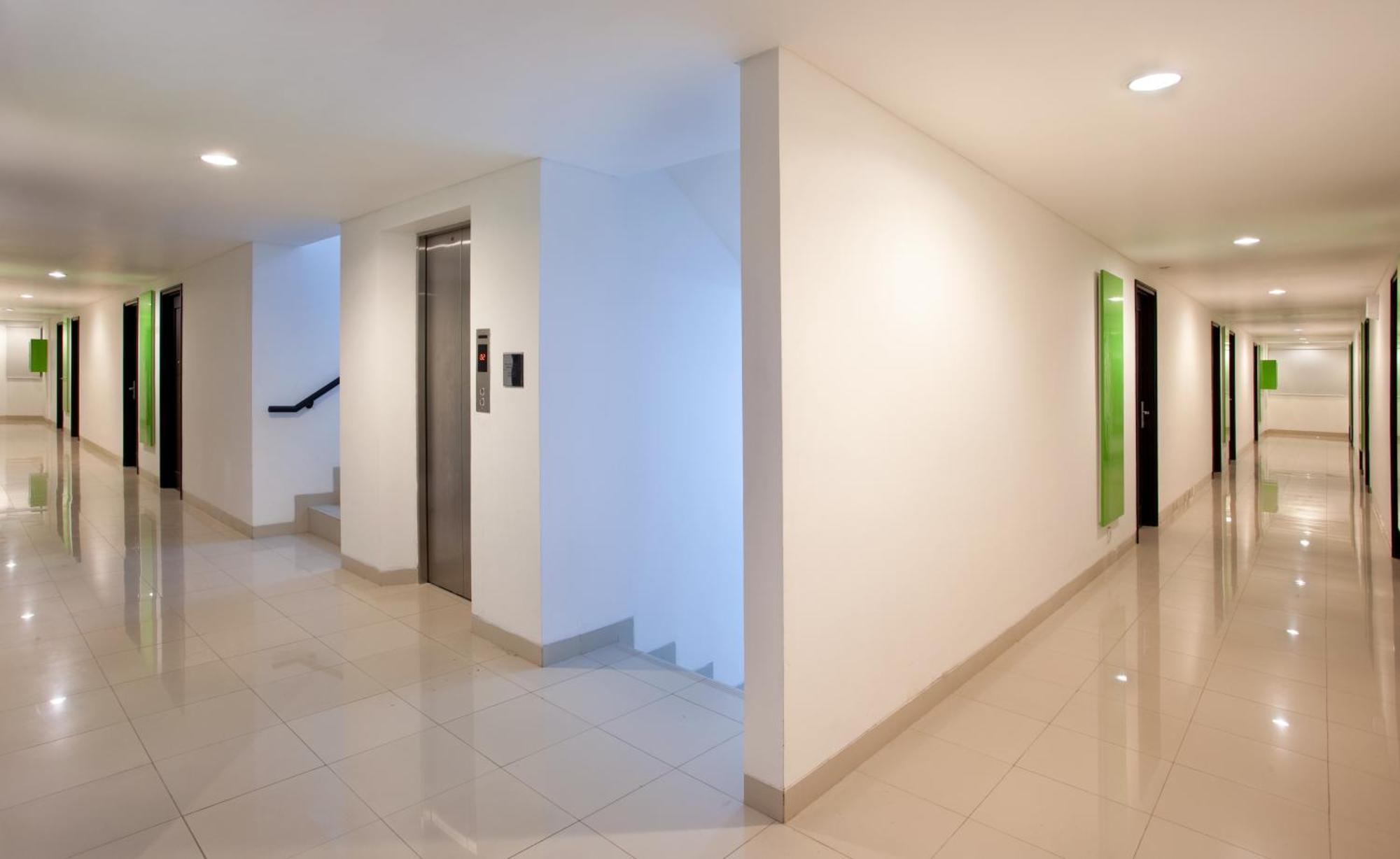 Amaris Hotel Cimanuk Bandung Exterior photo